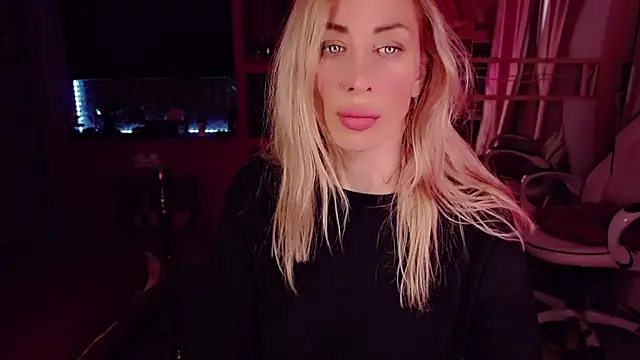 AnnieGOld  online show from October 5, 5:56 am