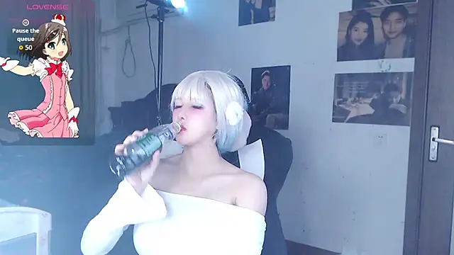 candy cola online show from October 1, 2:55 pm