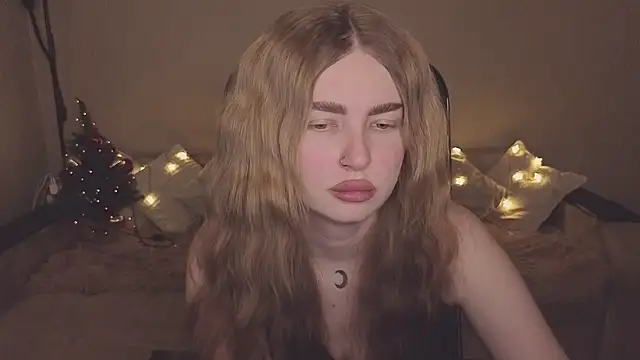 ViolettaLopez online show from December 20, 2:21 pm