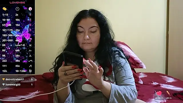 BBW MILF 4U online show from December 2, 7:10 am