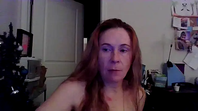 Snapshot of tmmcmannus chatting on December 2, 10:49 am tmmcmannus online show from December 2, 10:49 am