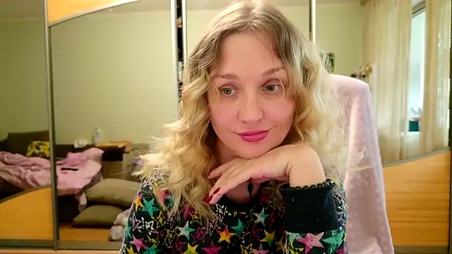 Hotty Evochka online show from April 25, 1:41 pm