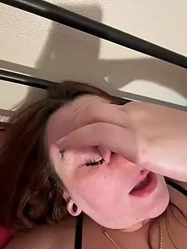 ladyjayrae97 online show from June 16, 4:13 am