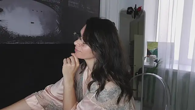 Snapshot of SofiaFoster_ chatting on September 17, 6:55 am SofiaFoster online show from September 17, 6:55 am