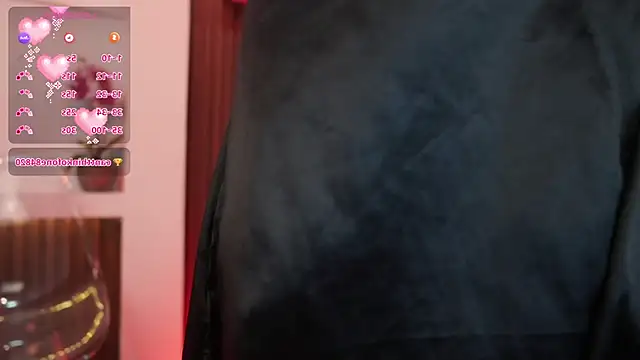 MaddyWattson online show from October 31, 11:58 am