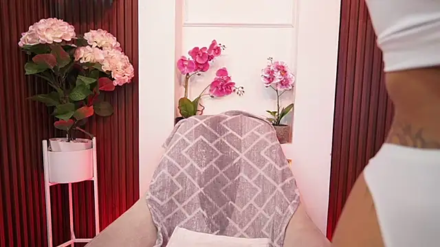 MaddyWattson online show from September 25, 11:53 am