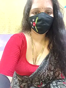 Snapshot of Rising_Smiler chatting on October 2, 5:18 pm Rising Smiler online show from October 2, 5:18 pm