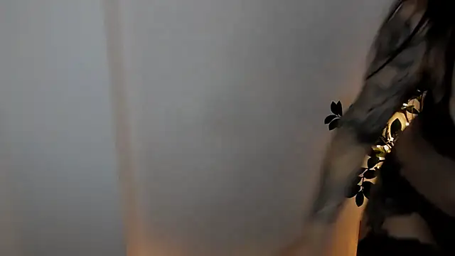 Xentthia online show from April 2, 3:53 pm