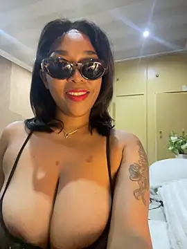 sexyTHANDO online show from July 26, 9:55 pm