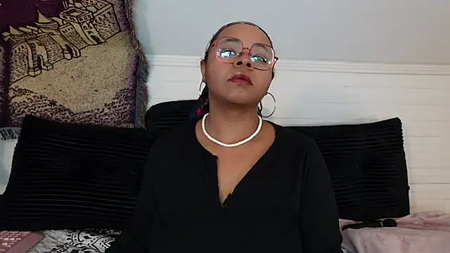 -khayaparker online show from June 7, 2:24 pm