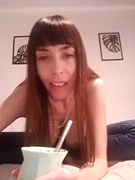 melii2 online show from April 14, 10:32 pm