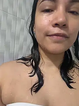 cutie and slutty online show from April 2, 2:47 pm