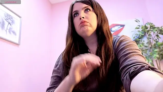 BattyMoll online show from March 18, 3:50 pm