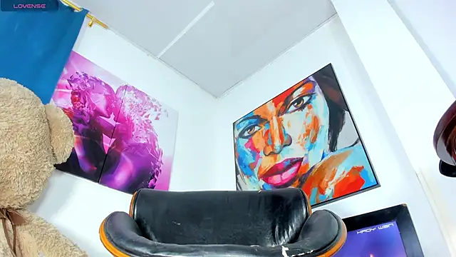 Tamara 18 online show from April 21, 9:44 pm