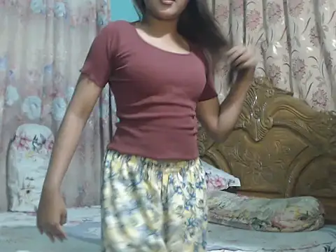 NancyRuvi online show from November 10, 4:57 pm