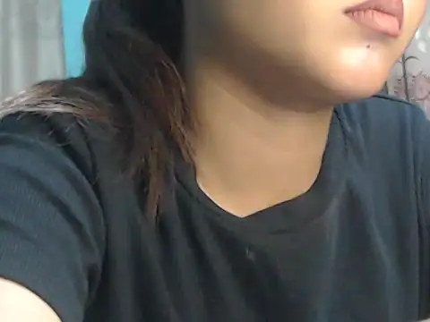 NancyRuvi online show from November 1, 4:55 pm