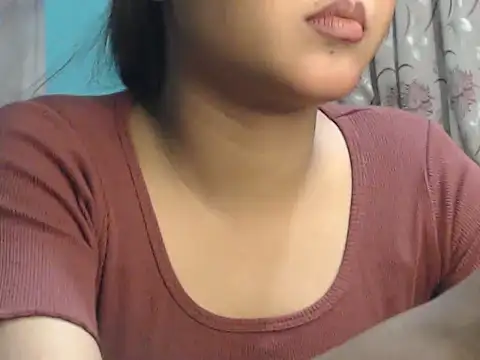 NancyRuvi online show from October 29, 4:31 pm