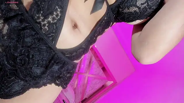 anapuala sexxx online show from May 11, 5:42 am