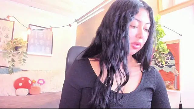 Snapshot of Pocahontas_power chatting on September 17, 5:55 pm Pocahontas power online show from September 17, 5:55 pm