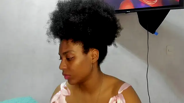 thaimy  online show from September 26, 1:03 am