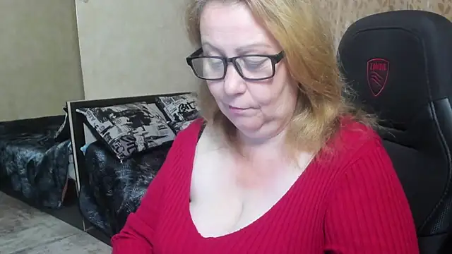 Frau Marta online show from October 24, 12:23 pm