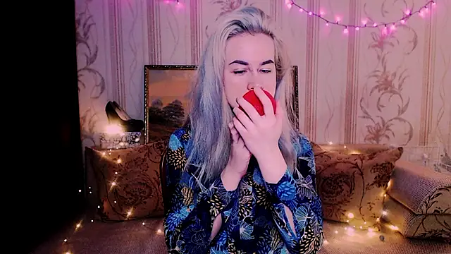 xxxcharismaaa online show from February 23, 12:44 am