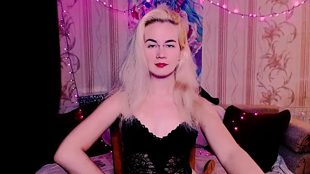 xxxcharismaaa online show from June 29, 6:40 pm