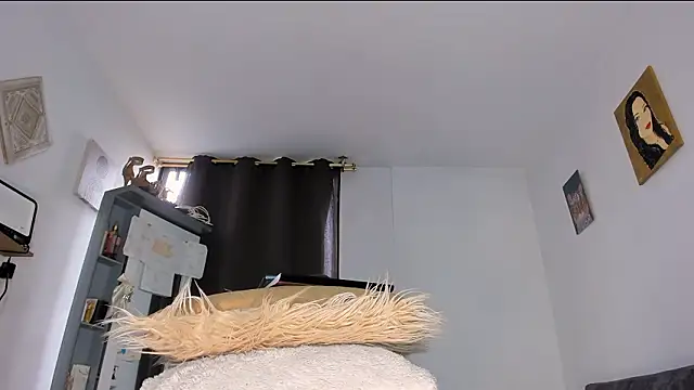 angiebutt online show from February 3, 8:56 pm