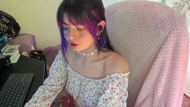 Sammysammy  online show from September 12, 12:34 pm