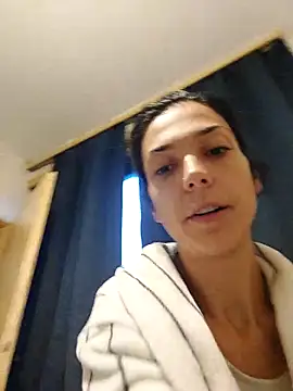 JoleNe2702 online show from September 27, 5:14 am