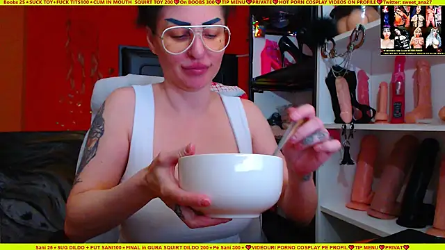 cuminmenowbbyx online show from November 1, 5:06 pm