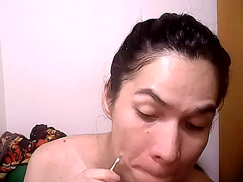 Snapshot of BigDickTrans chatting on October 1, 5:34 am BigDickTrans online show from October 1, 5:34 am