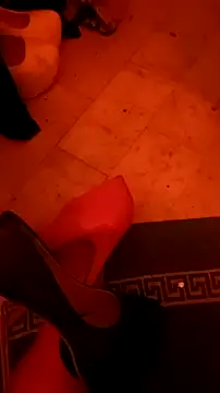 Misspadrona88 online show from November 19, 1:05 am