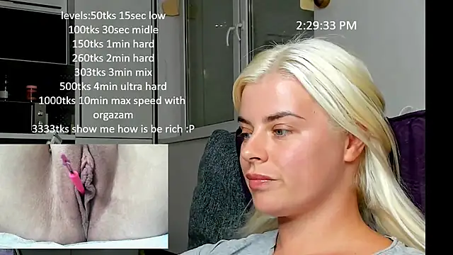 Snapshot of queenofthenighttt chatting on October 14, 12:30 pm queenofthenighttt online show from October 14, 12:30 pm