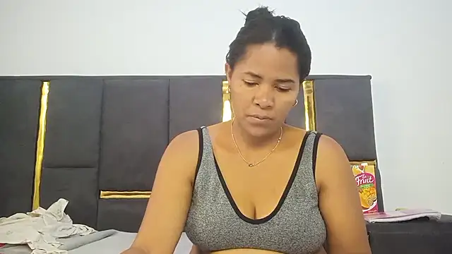 aleixane online show from February 22, 1:23 pm