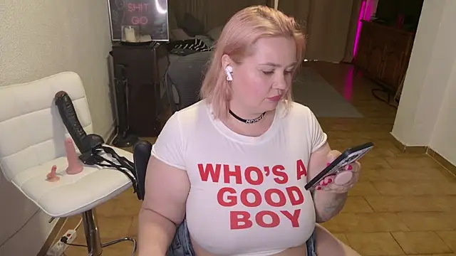 MargotGrey online show from March 26, 10:50 am