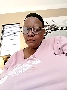 SEXYBOOBSNASS online show from September 27, 8:21 am