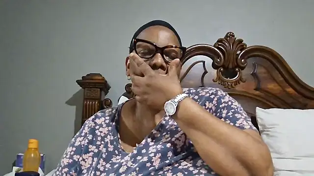 SEXYBOOBSNASS online show from October 10, 6:24 pm