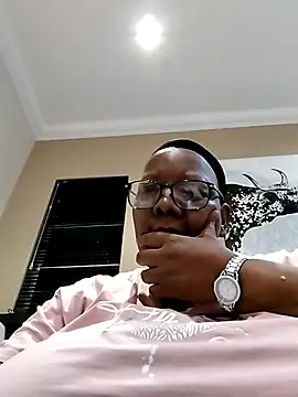 SEXYBOOBSNASS online show from September 20, 9:35 pm