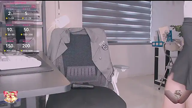 Shyn   online show from February 12, 6:37 am