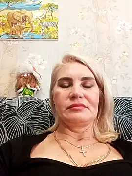 Snapshot of JennyOMay chatting on October 7, 3:22 am JennyOMay online show from October 7, 3:22 am