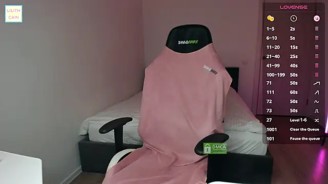 Lilith Cain online show from December 22, 4:26 am