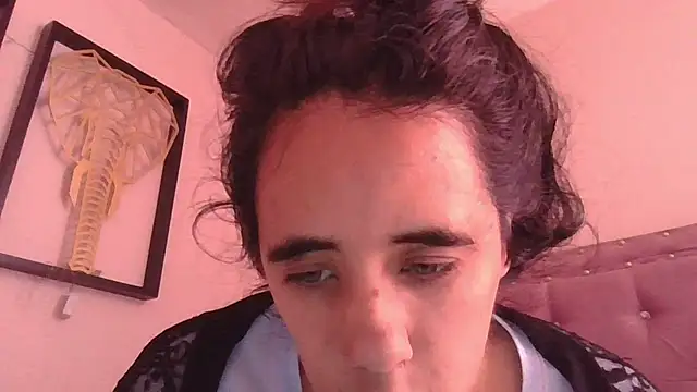 annarose19 online show from April 11, 7:17 pm