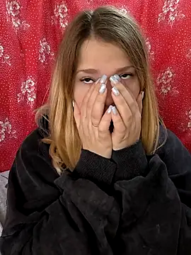 Zuli Kiska online show from October 15, 6:49 am