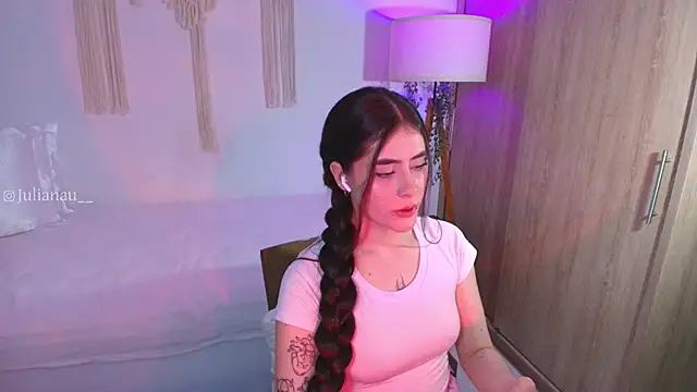 iriswest  online show from November 21, 1:29 am