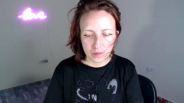 kittykalor09 online show from April 12, 10:23 pm