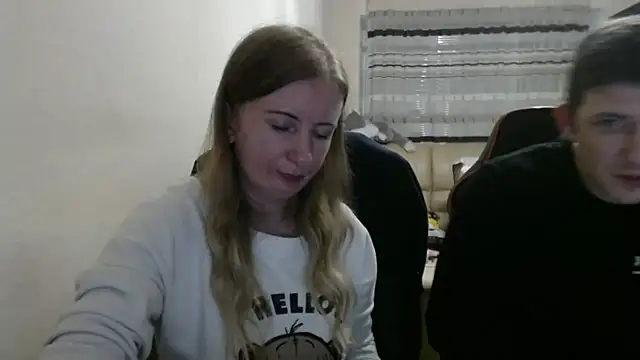 PeterAndJen online show from October 6, 7:29 pm