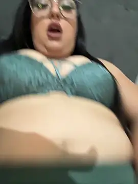 MileyGia online show from October 23, 1:33 am