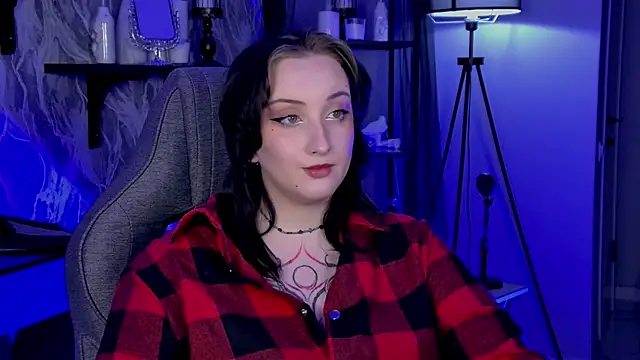 AsheLucker online show from January 11, 11:10 pm