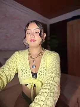 Soy Daniela online show from July 28, 1:47 am